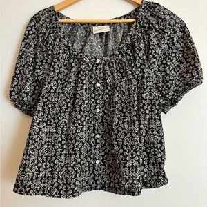 Women’s Puff Short Sleeve Blouse Black/White